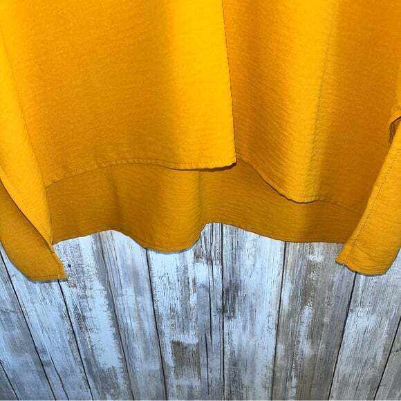 BiBi Mustard Oversized High Low Pocket Blouse - Picture 5 of 6